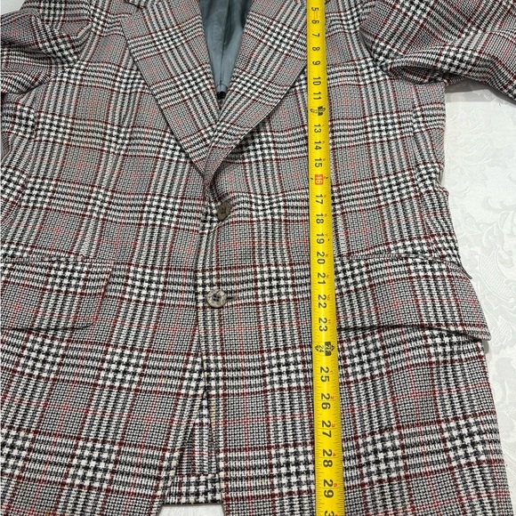 Vintage 70s BOLD PLAID suit jacket blazer checkered red white black size 42R - Picture 8 of 13